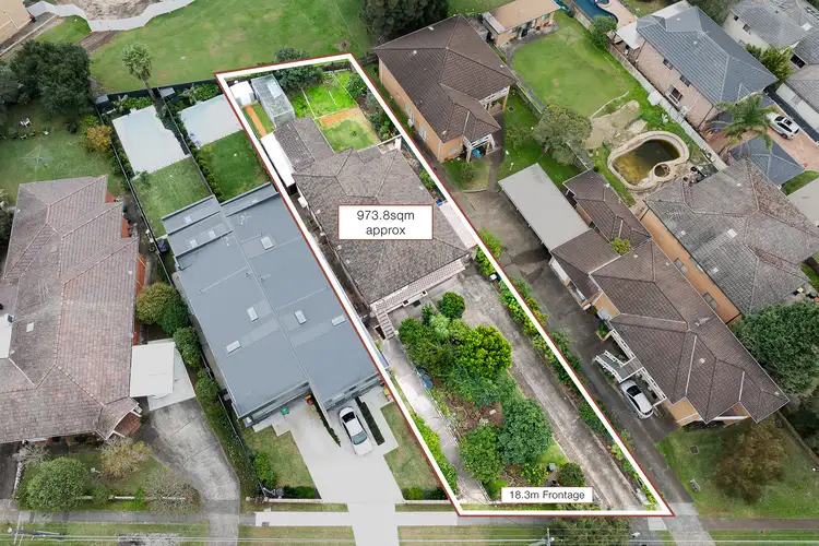 9 Bellingara Road, Sylvania NSW 2224