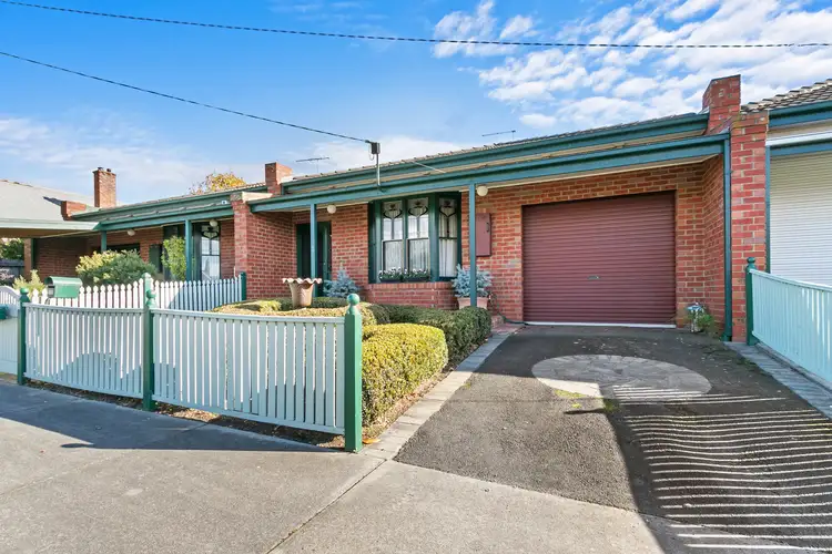 Main view of Homely unit listing, 2/11 Mabel Street, Traralgon VIC 3844