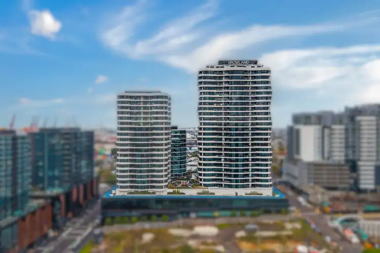 2103/8 Hallenstein Street, Footscray VIC 3011