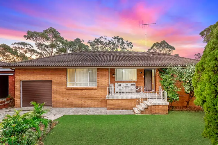 38 Jackson Crescent, Pennant Hills NSW 2120