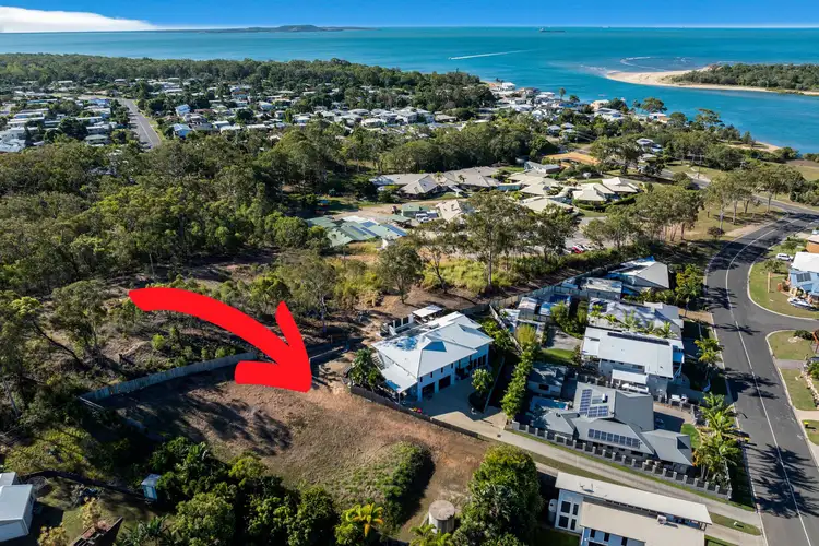 18 Lighthouse Drive, Boyne Island QLD 4680
