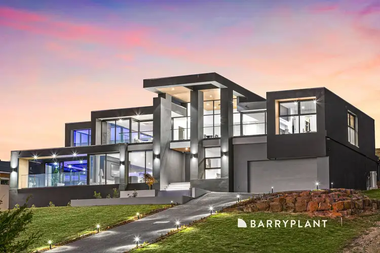 8 Sheldon Court, Lysterfield VIC 3156