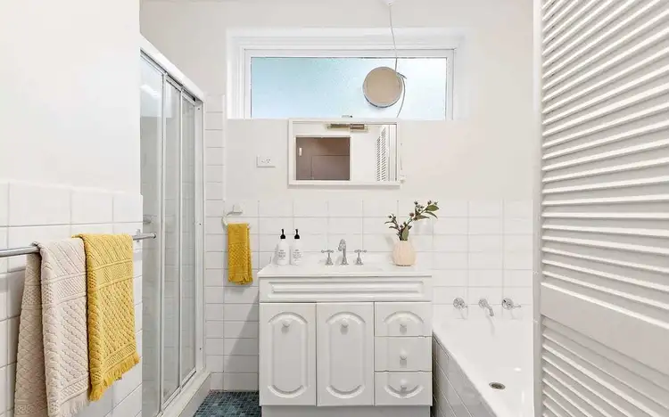 Fifth view of Homely apartment listing, 2/24 Park Street, St Kilda West VIC 3182