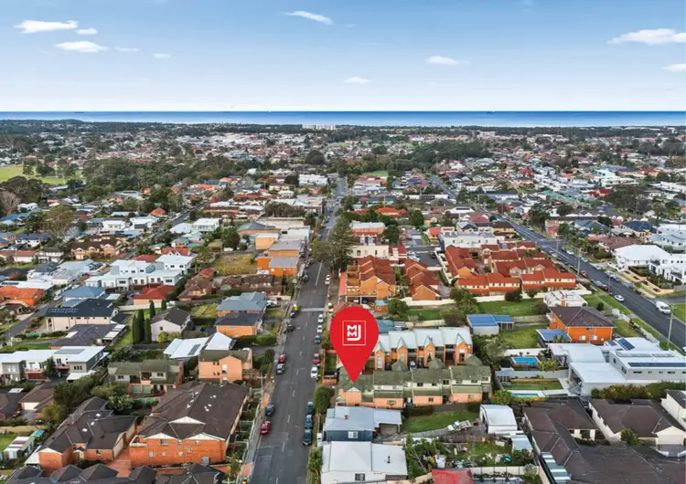 Fourth view of Homely townhouse listing, 1/157 Balgownie Road, Balgownie NSW 2519