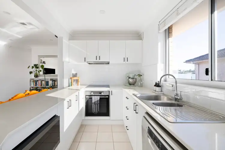 Third view of Homely apartment listing, 8/16-18 Dowling Street, Queenscliff NSW 2096