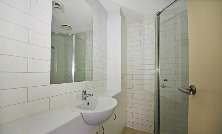 Fourth view of Homely studio listing, 7/17 Park Street, Hawthorn VIC 3122