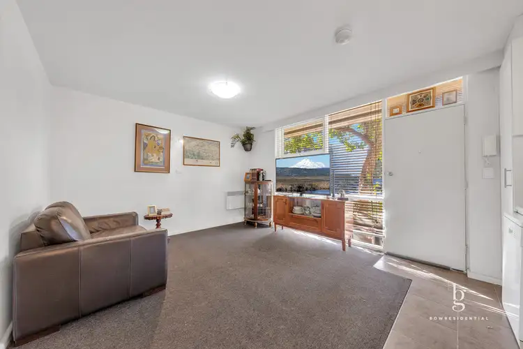 Main view of Homely unit listing, 8/34 Neill Street, Carlton VIC 3053