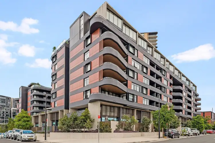 523/6 Lapwing Street, Wentworth Point NSW 2127