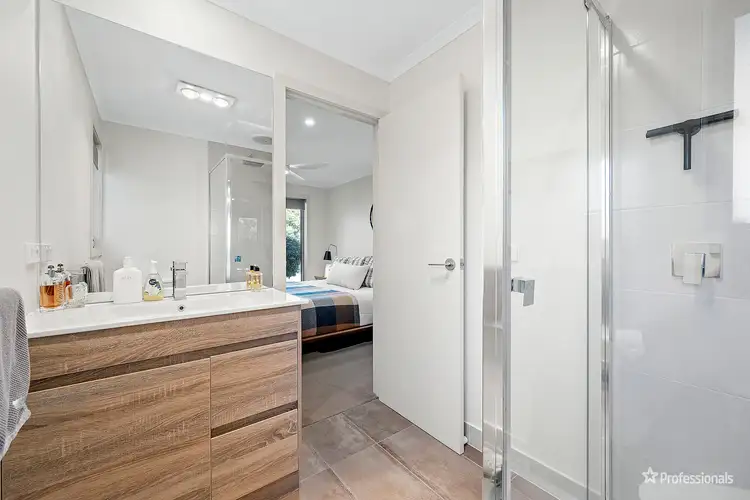 Fifth view of Homely unit listing, 3/8 Christian Street, Maryborough VIC 3465