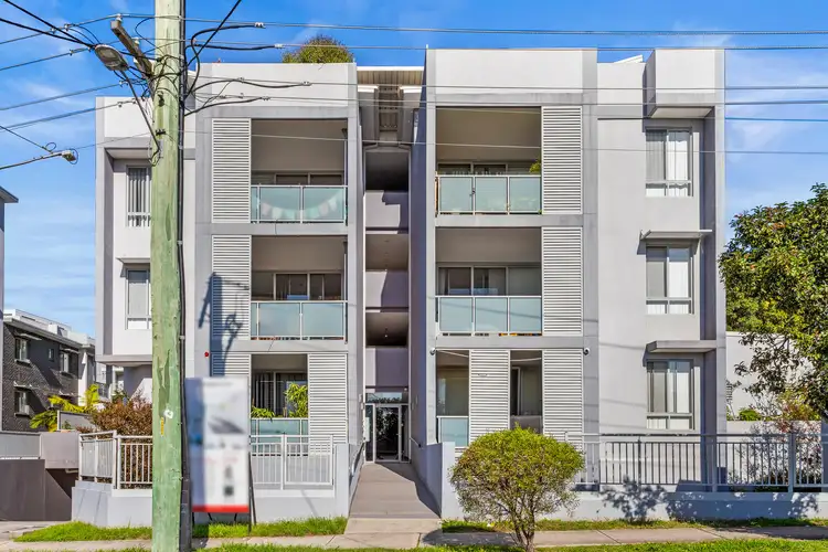 10/8-10 Fraser Street, Westmead NSW 2145