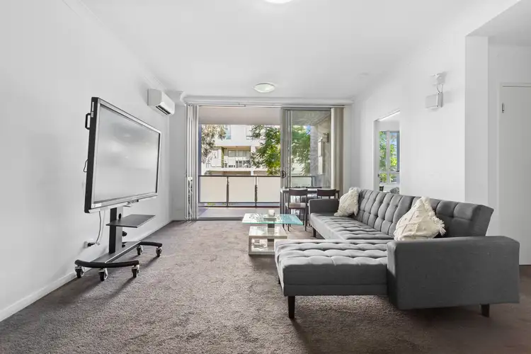 Main view of Homely unit listing, 10/8-10 Fraser Street, Westmead NSW 2145