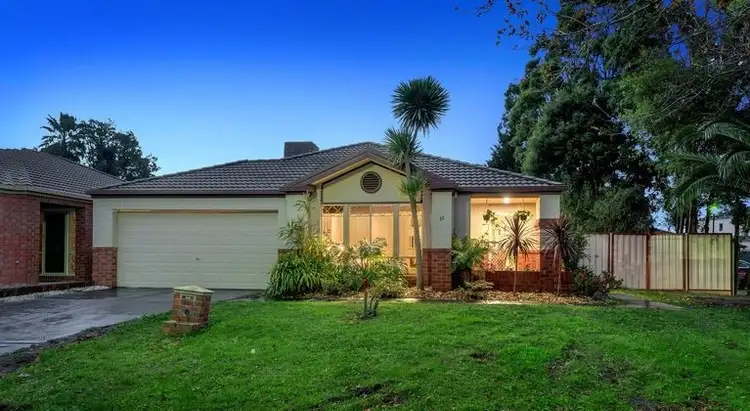 Second view of Homely house listing, 31 Horsham Drive, Cranbourne East VIC 3977