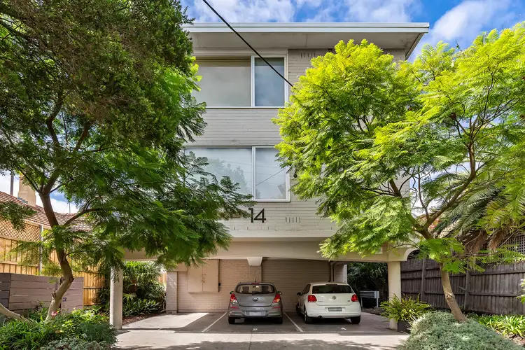 9/14 Deakin Street, St Kilda West VIC 3182