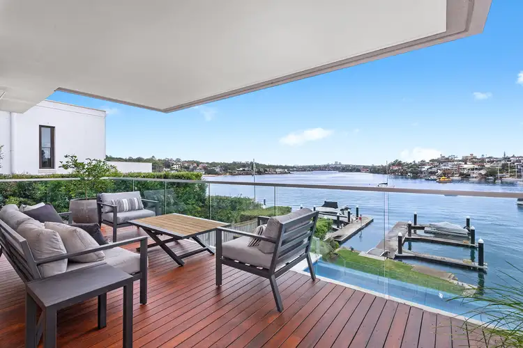 2/4 Walton Crescent, Abbotsford NSW 2046