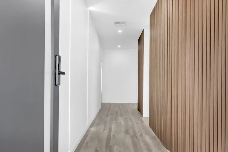 10 Voltage Street, Sunbury VIC 3429