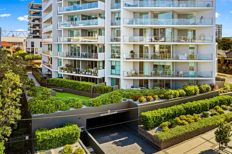 Main view of Homely unit listing, 401/21 Harbour Street, Wollongong NSW 2500