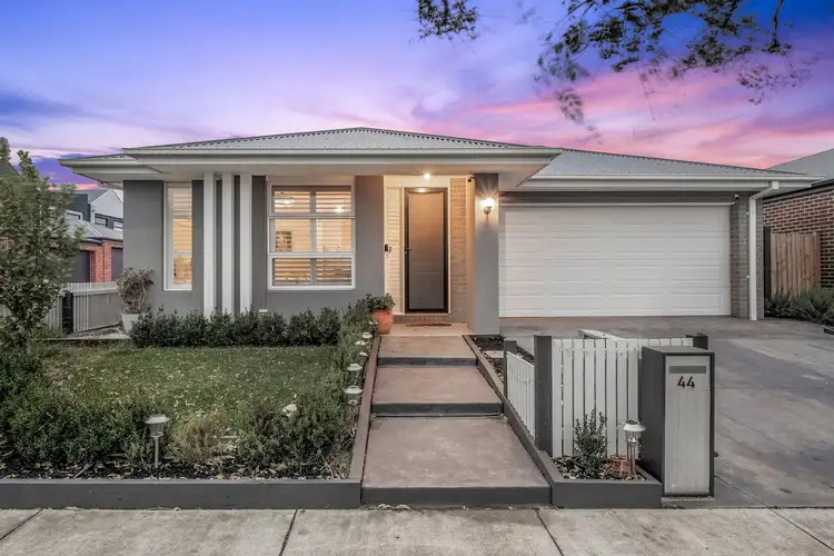 44 Garfield Drive, Armstrong Creek VIC 3217