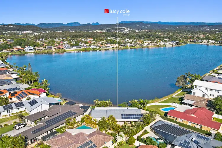 26 Auk Avenue, Burleigh Waters QLD 4220