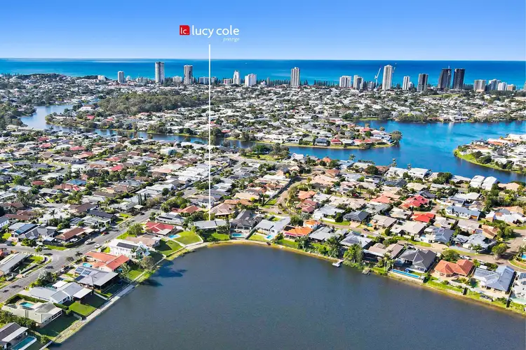 26 Auk Avenue, Burleigh Waters QLD 4220