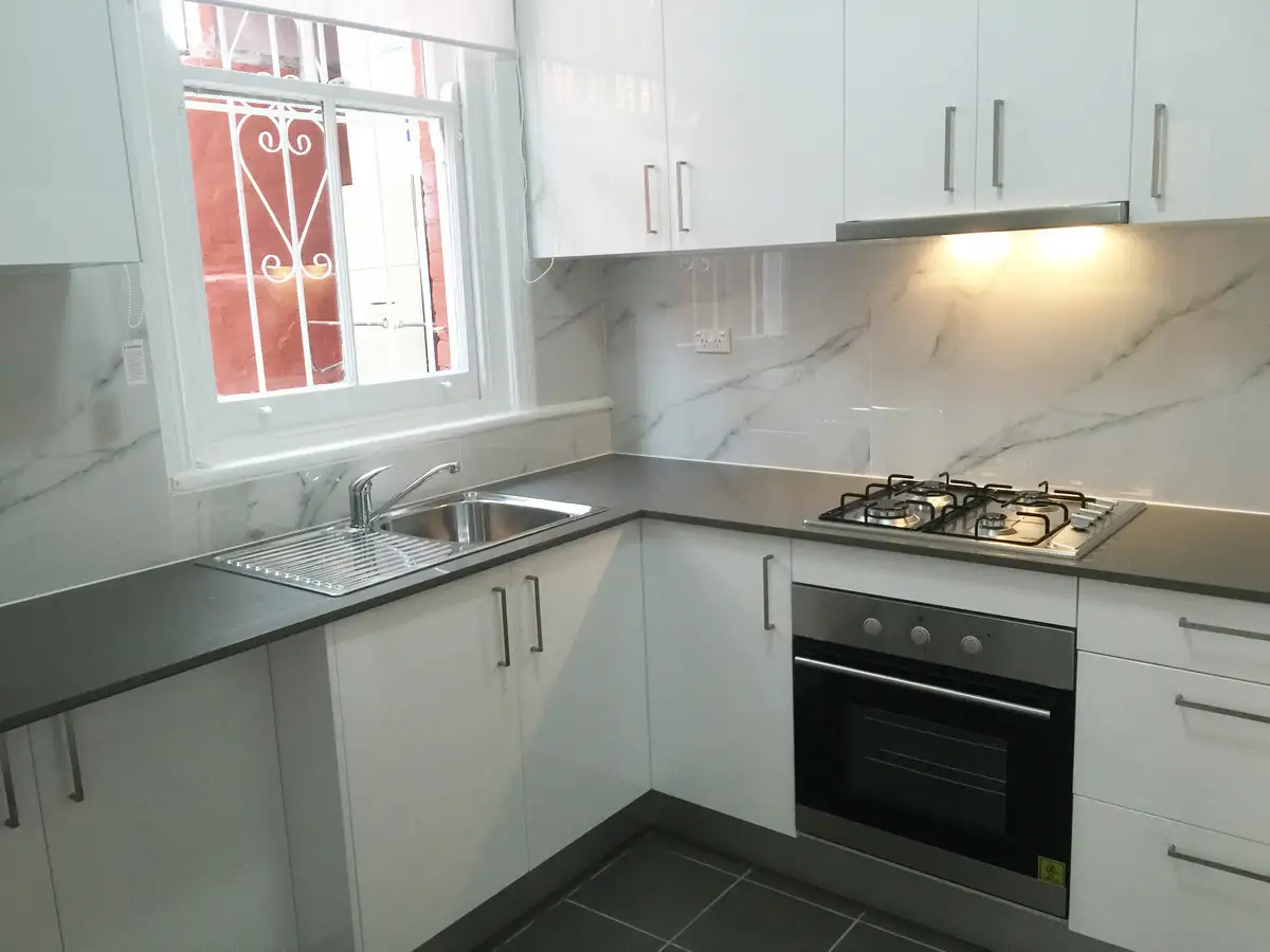 Main view of Homely unit listing, 4/11 Thomas Street, Coogee NSW 2034