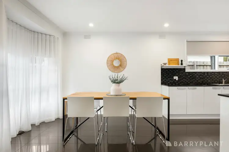 Fifth view of Homely house listing, 8 Lockhart Court, Kilsyth VIC 3137
