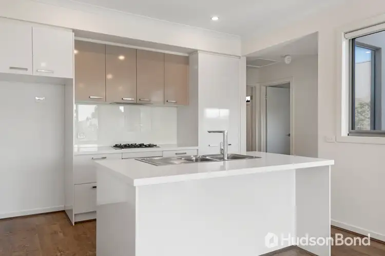 18 Heffernan Walk, Heidelberg Heights VIC 3081
