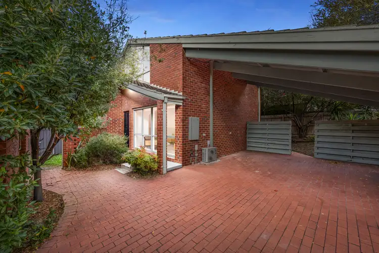 2/10 Centre Road, Brighton East VIC 3187
