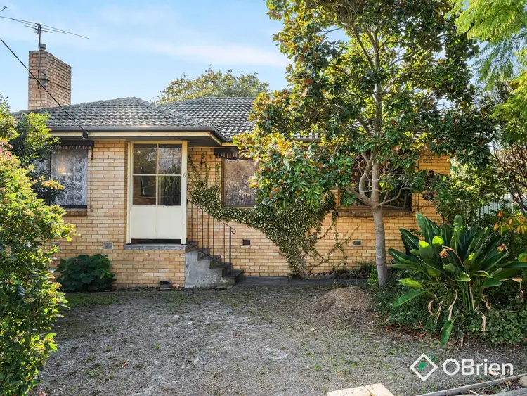 6 Norfolk Crescent, Frankston North VIC 3200