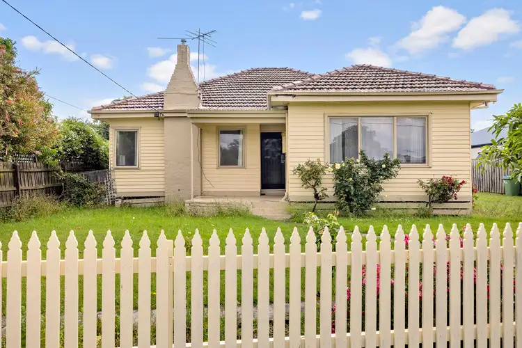 18 Palm Grove, Dromana VIC 3936