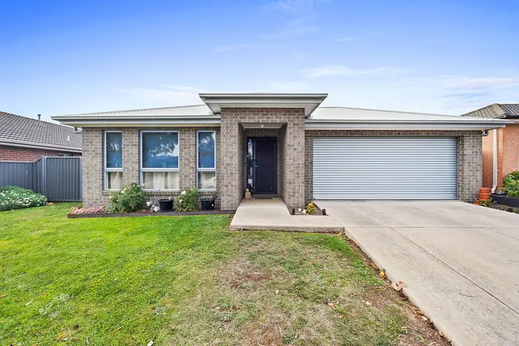 11 Matheson Street, Lucas VIC 3350
