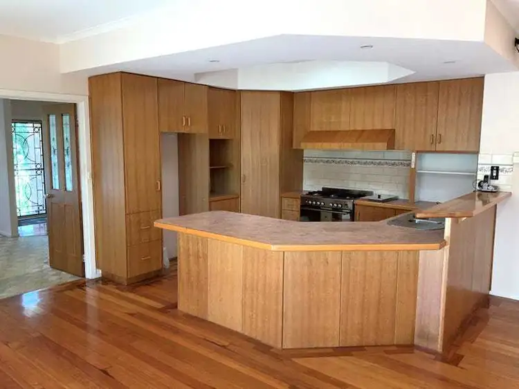 Second view of Homely house listing, 9 Newman Court, Berwick VIC 3806