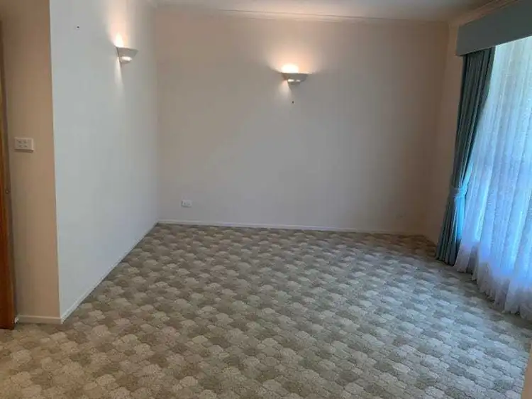 Fifth view of Homely house listing, 9 Newman Court, Berwick VIC 3806