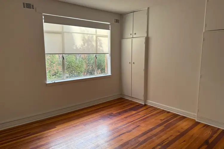 Second view of Homely unit listing, 5/3 Tennyson Street, Elwood VIC 3184