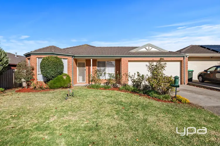 17 Bristol Mews, Craigieburn VIC 3064