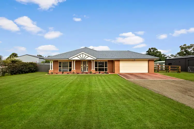 66 Hillview Road, East Branxton NSW 2335