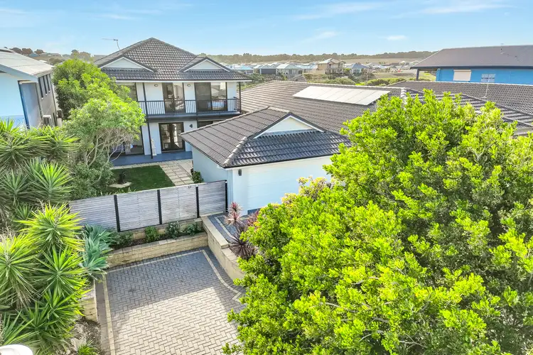 12 Britannia Parade, Hindmarsh Island SA 5214