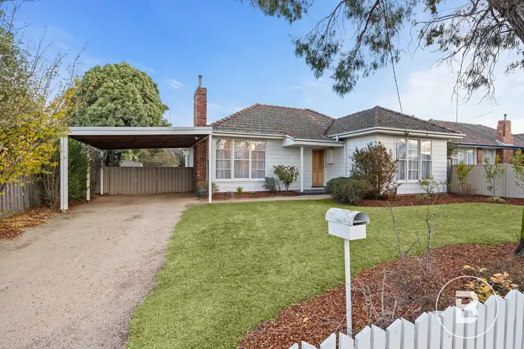 3 Orama Avenue, Wendouree VIC 3355