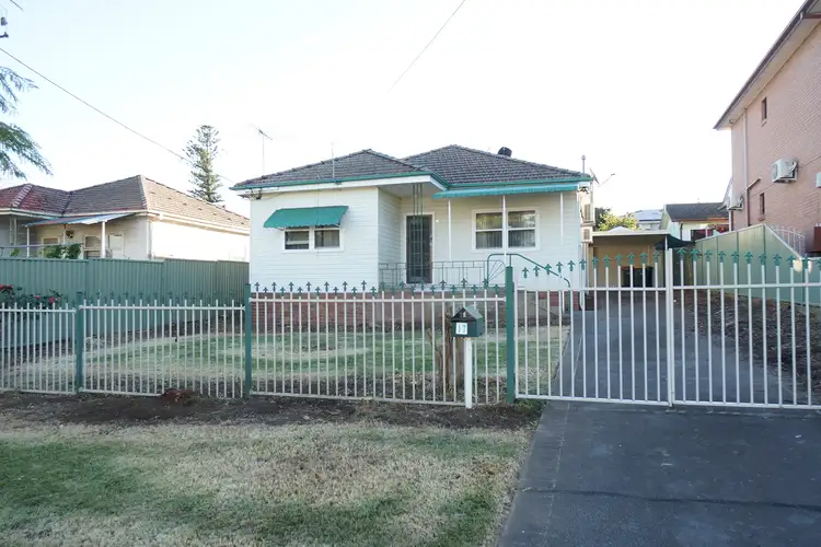17 Phillip Avenue, Cabramatta NSW 2166