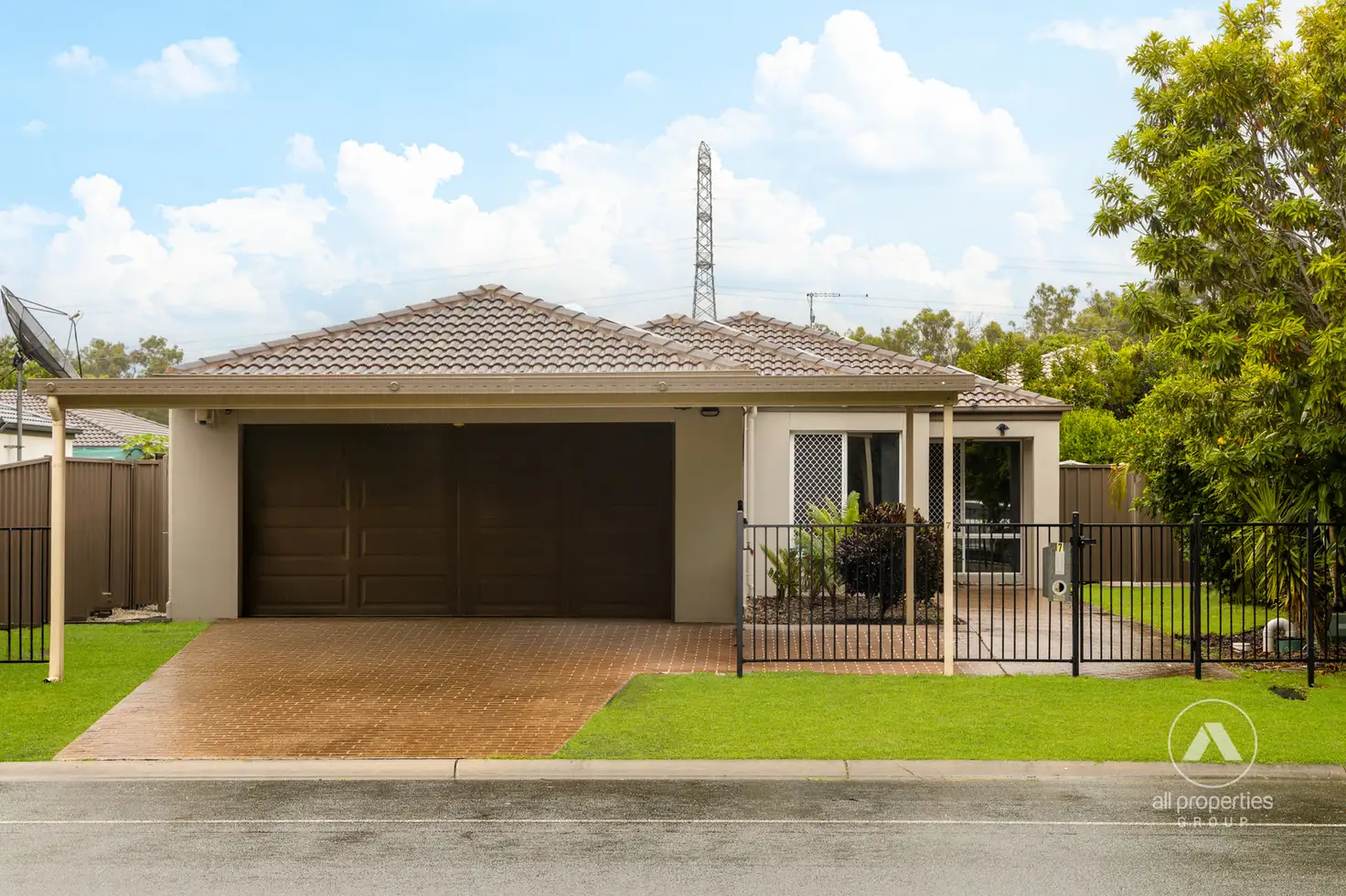 Main view of Homely house listing, 7 Freshwater Drive, Berrinba QLD 4117