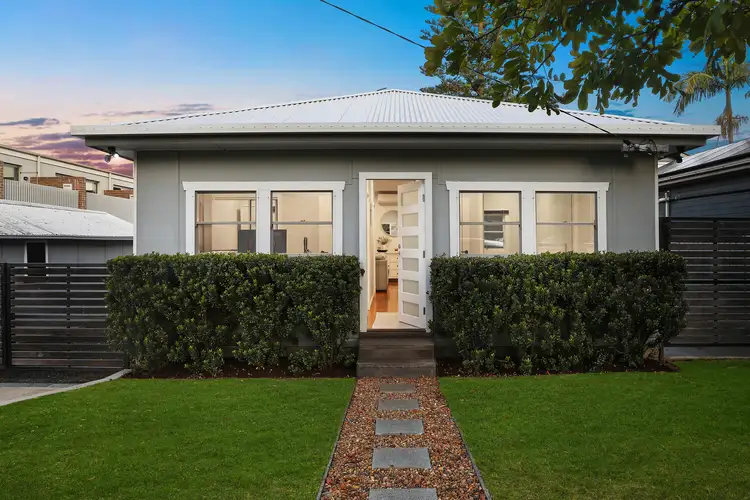 8 South Street, Killarney Vale NSW 2261