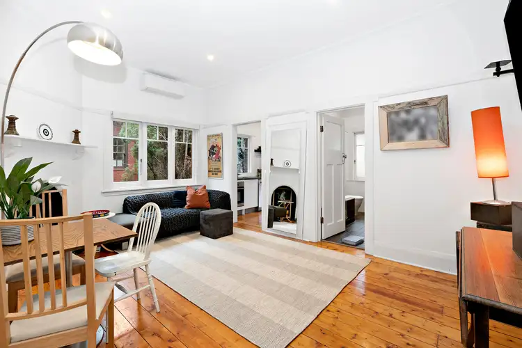 4/98 Barkly Street, St Kilda VIC 3182