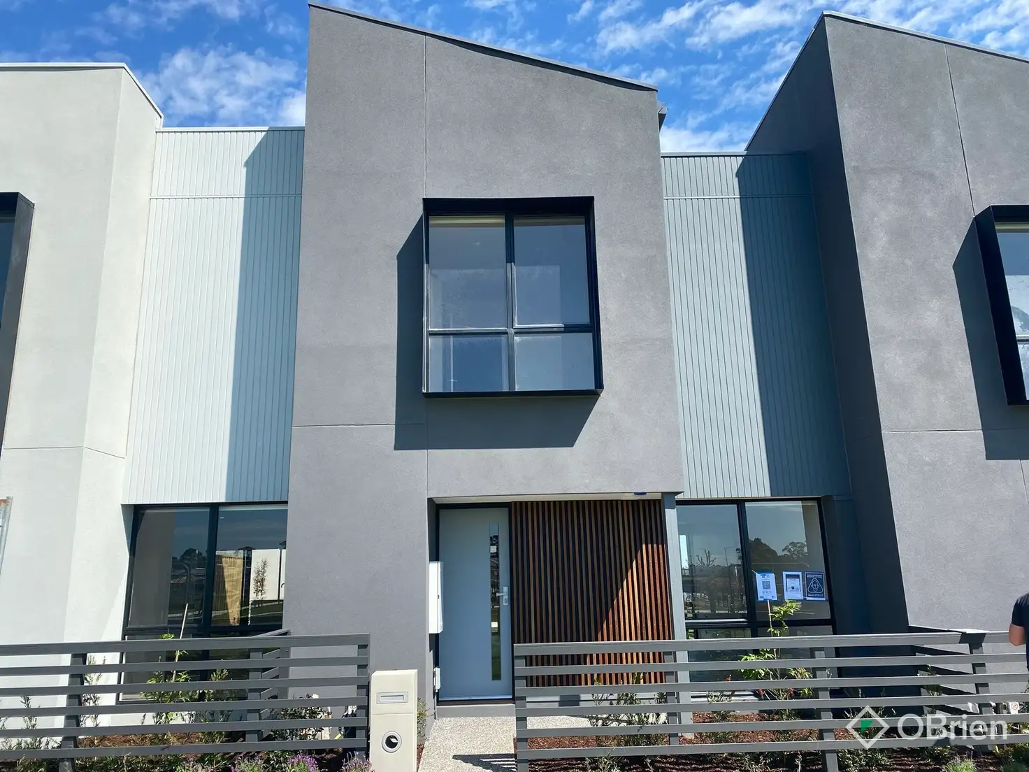 Main view of Homely townhouse listing, 21 Ottawa Walk, Cranbourne West VIC 3977