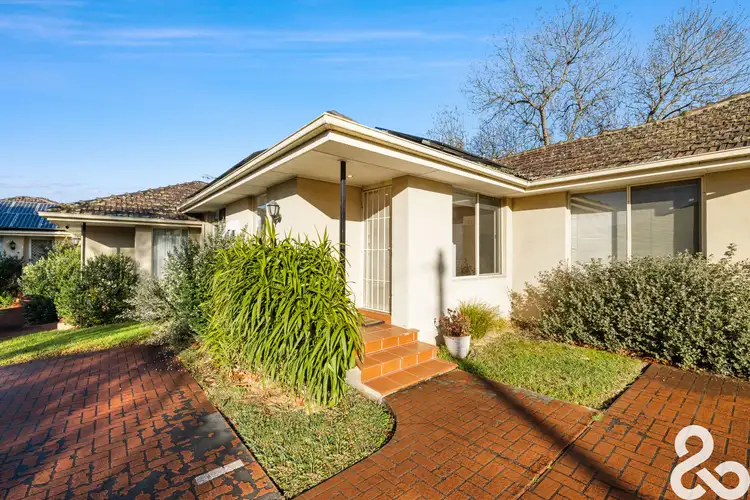 2/87 Purinuan Road, Reservoir VIC 3073