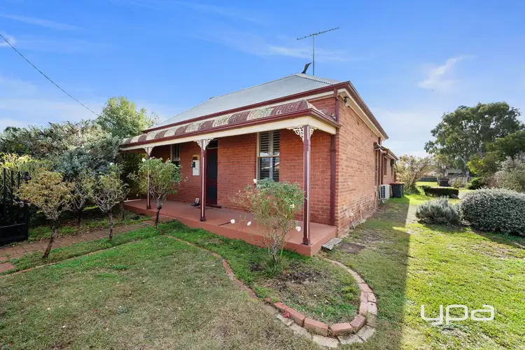 6 Candeloro Street, Bacchus Marsh VIC 3340
