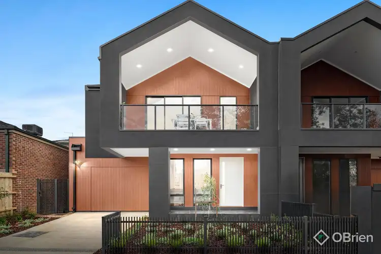 2A Garrisson Grove, Wantirna VIC 3152