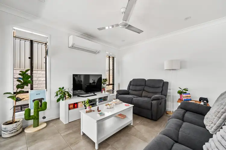 Second view of Homely house listing, 7 Canter Close, Rutherford NSW 2320