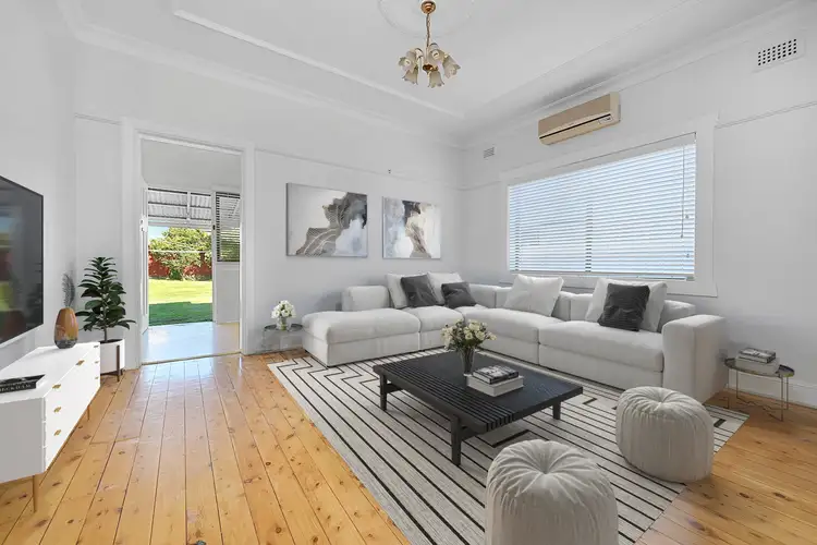 8 Lismore Street, Eastlakes NSW 2018