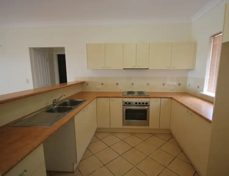 Fifth view of Homely apartment listing, 23/24-28 Martinez Avenue, West End QLD 4810