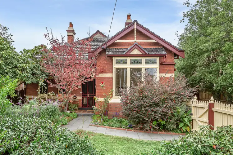33 Hawthorn Road, Caulfield North VIC 3161