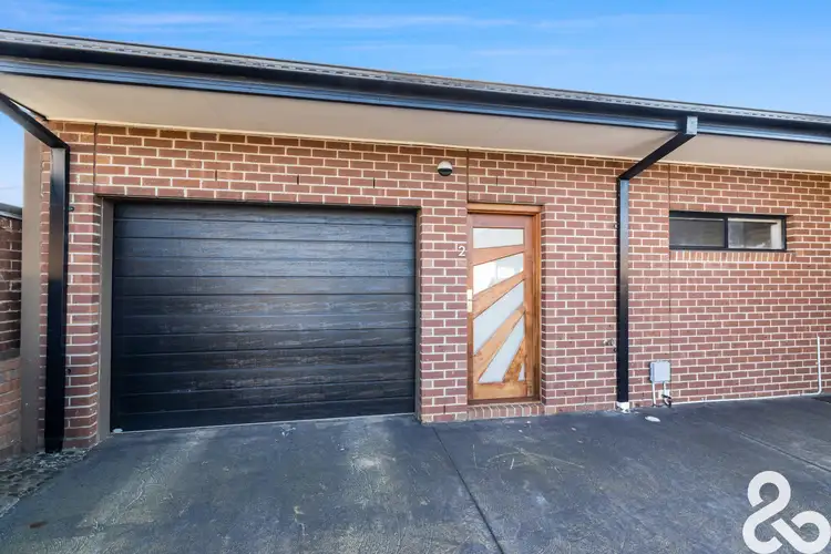 2/12 Cumberland Crescent, Thomastown VIC 3074